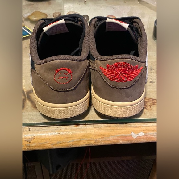 Travis Scott x Air Jordan 1 Low OG “Mocha” (CQ4277-001) Nike sneakers SUPER RARE main image 4